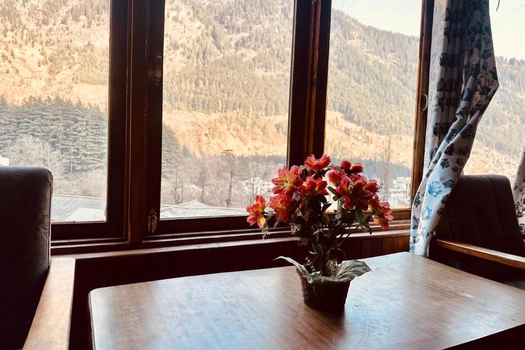 Photo of Others in Old Manali
