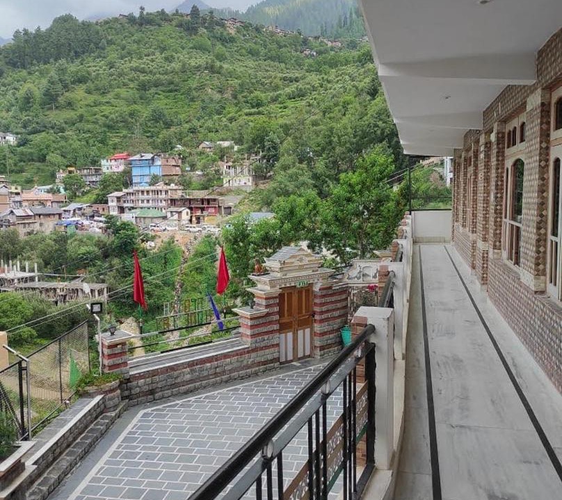 Photo of Others in Brahmaur