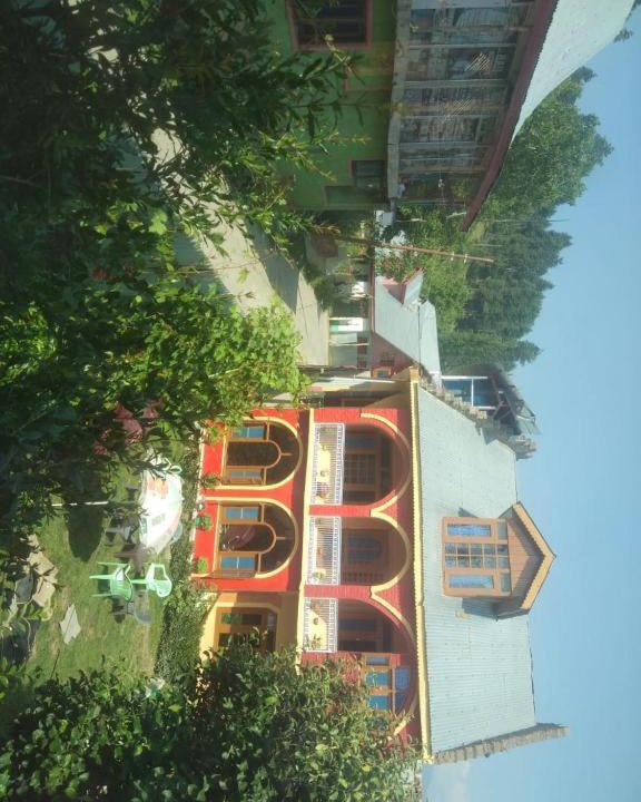 Photo of Others in Srinagar