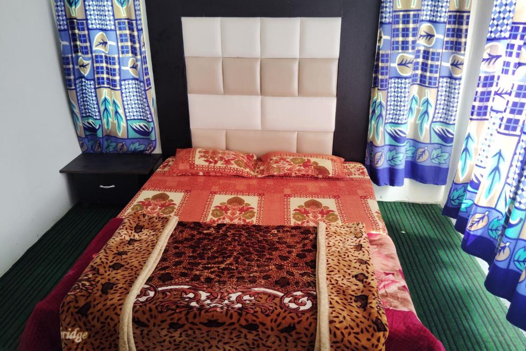 Photo of Bedroom in Srinagar