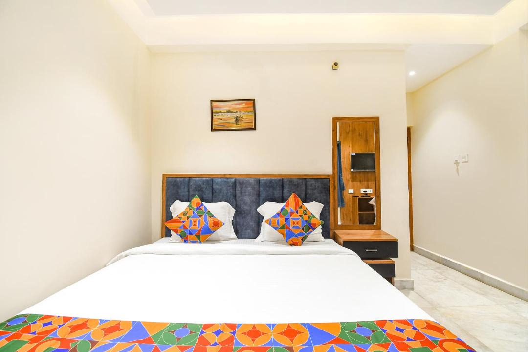 Photo of Bedroom in Tarapith
