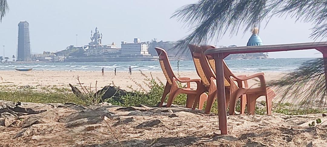 Photo of Others in Murudeshwara