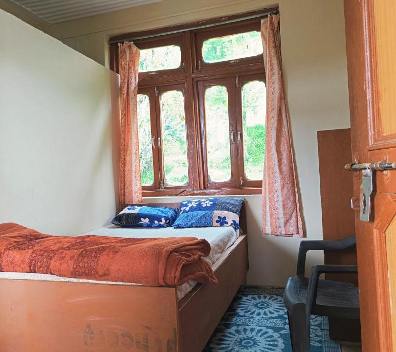 Photo of Bedroom in Bhagsu Nag