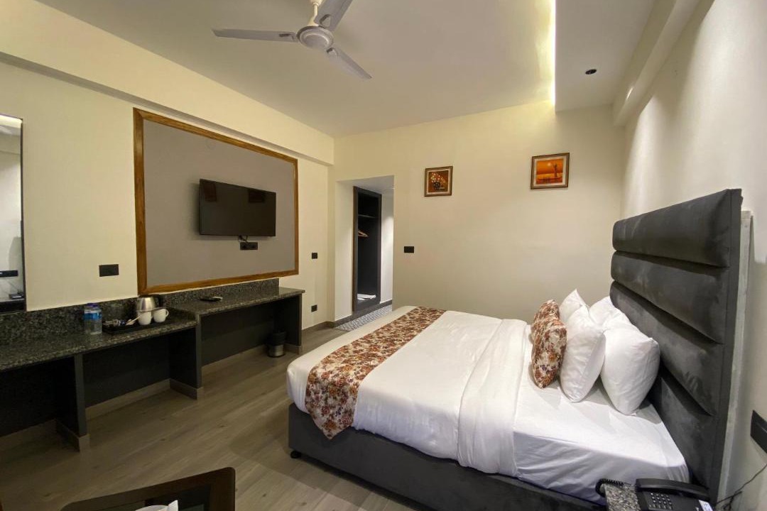 Photo of Bedroom in Katra