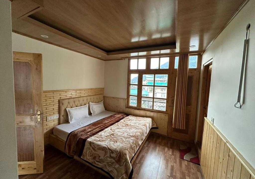 Photo of Others in New Manali