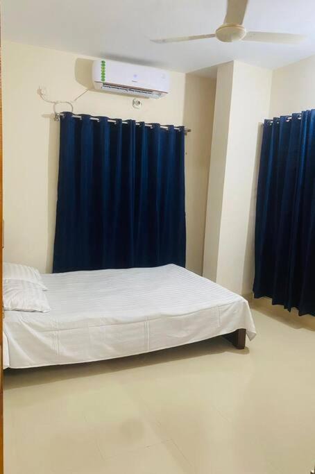 Photo of Bedroom in Mirpur
