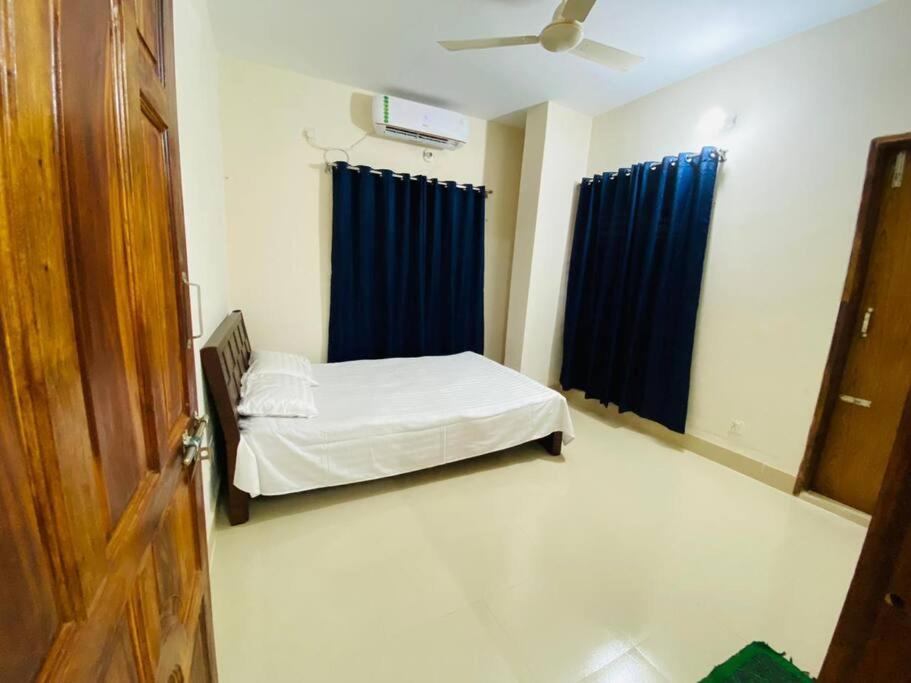 Photo of Bedroom in Mirpur