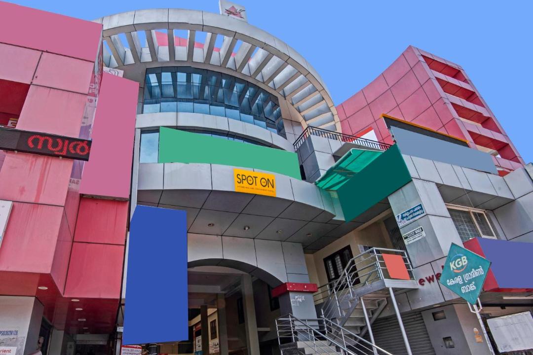 Photo of Buildings in Chirayinkil