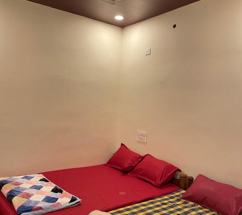Photo of Bedroom in Hireguthi
