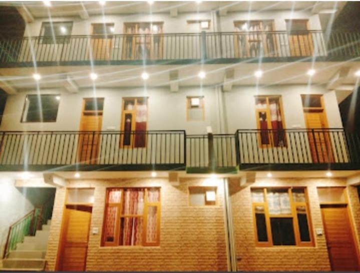 Photo of Buildings in Bhagsu Nag
