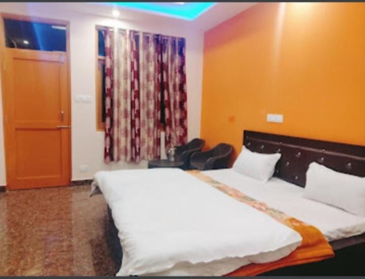 Photo of Bedroom in Bhagsu Nag