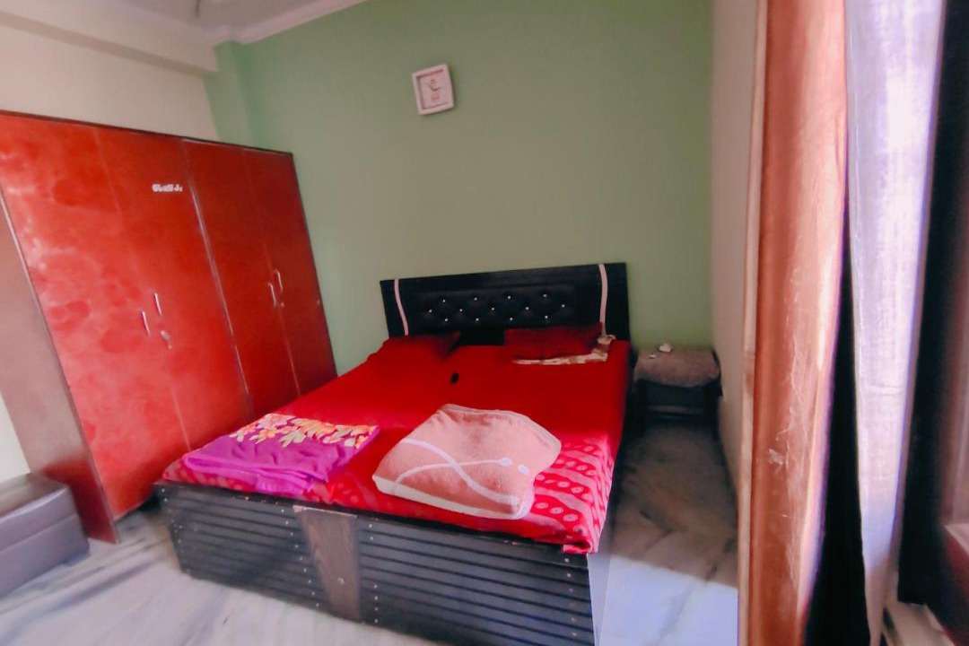 Photo of Bedroom in Azadpur