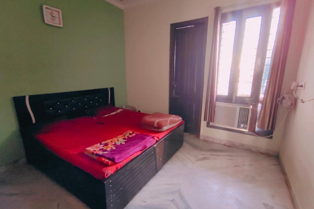 Photo of Bedroom in Azadpur