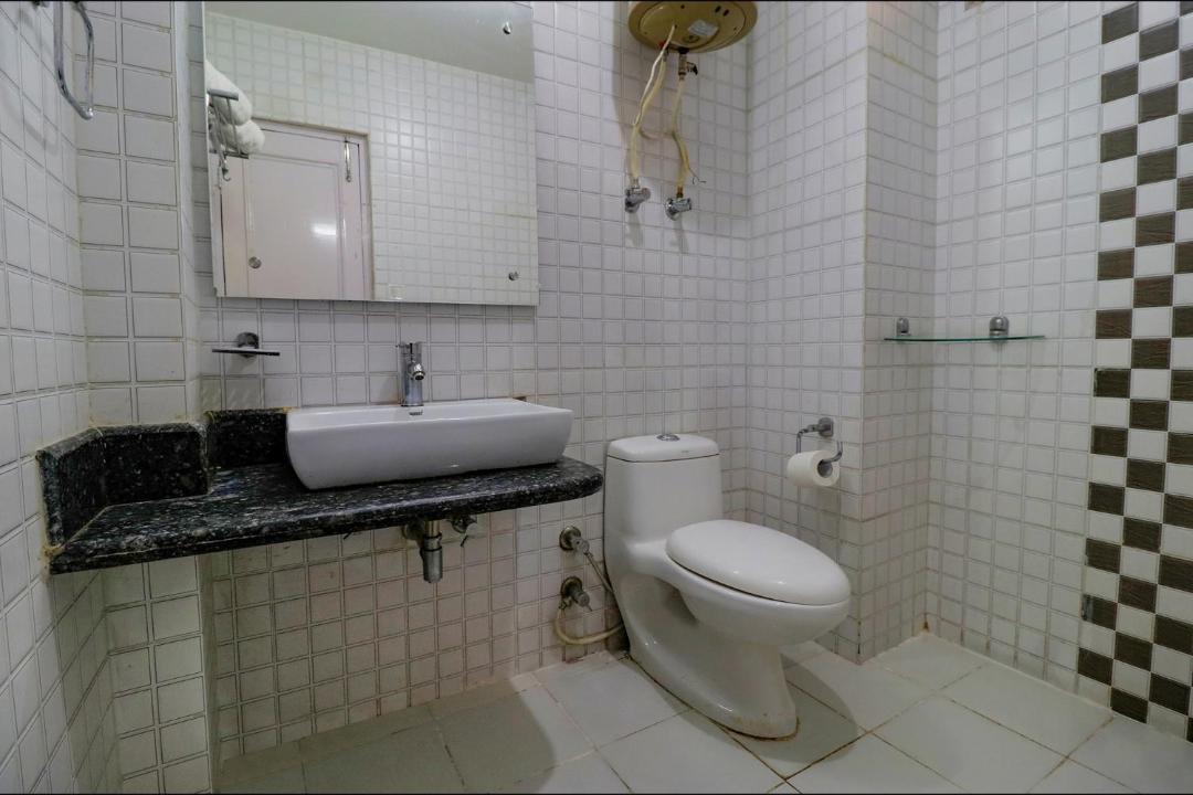 Photo of Bathroom in Aleo