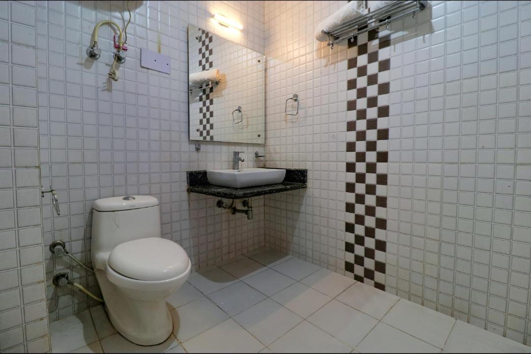 Photo of Bathroom in Aleo