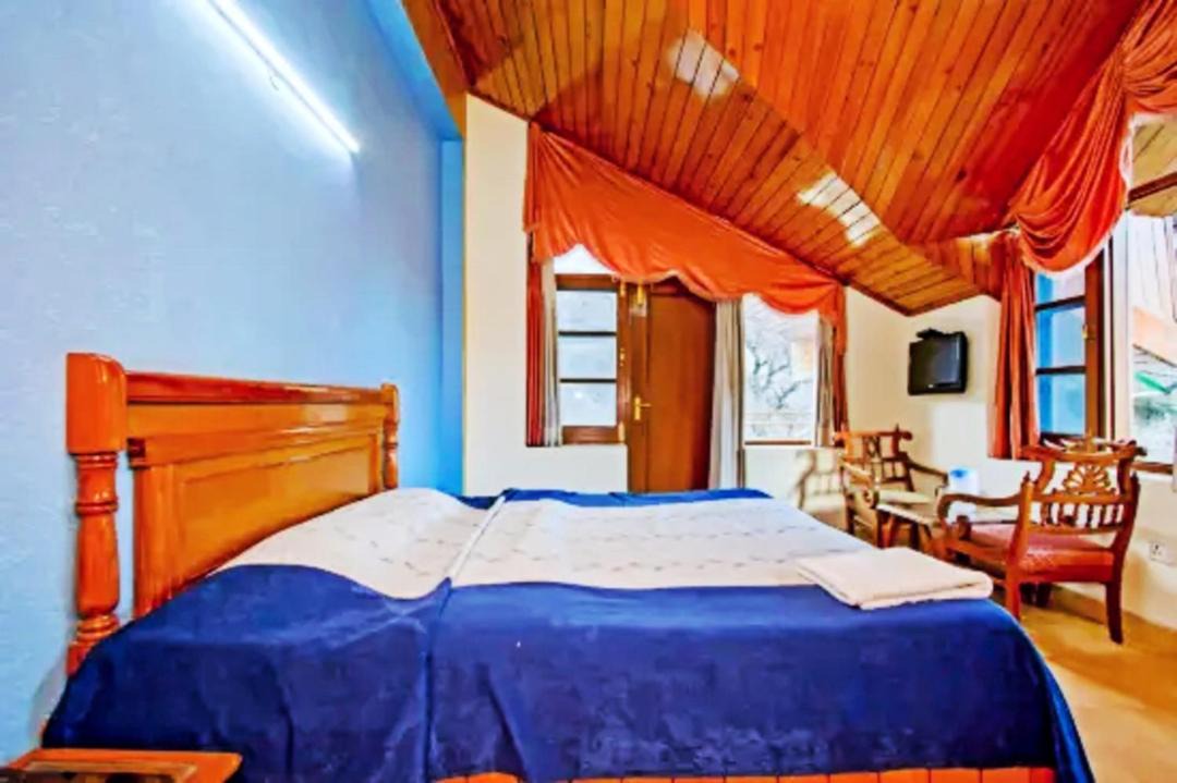 Photo of Bedroom in Manali