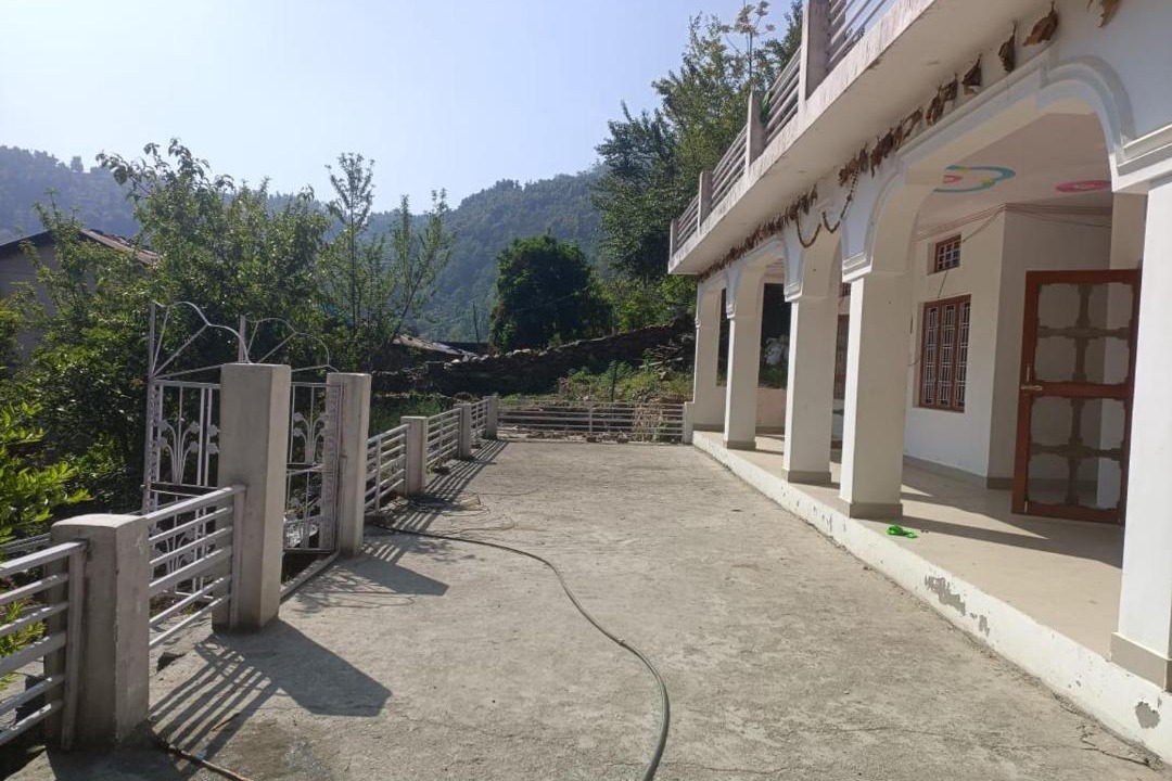 Photo of Buildings in Gaurikund