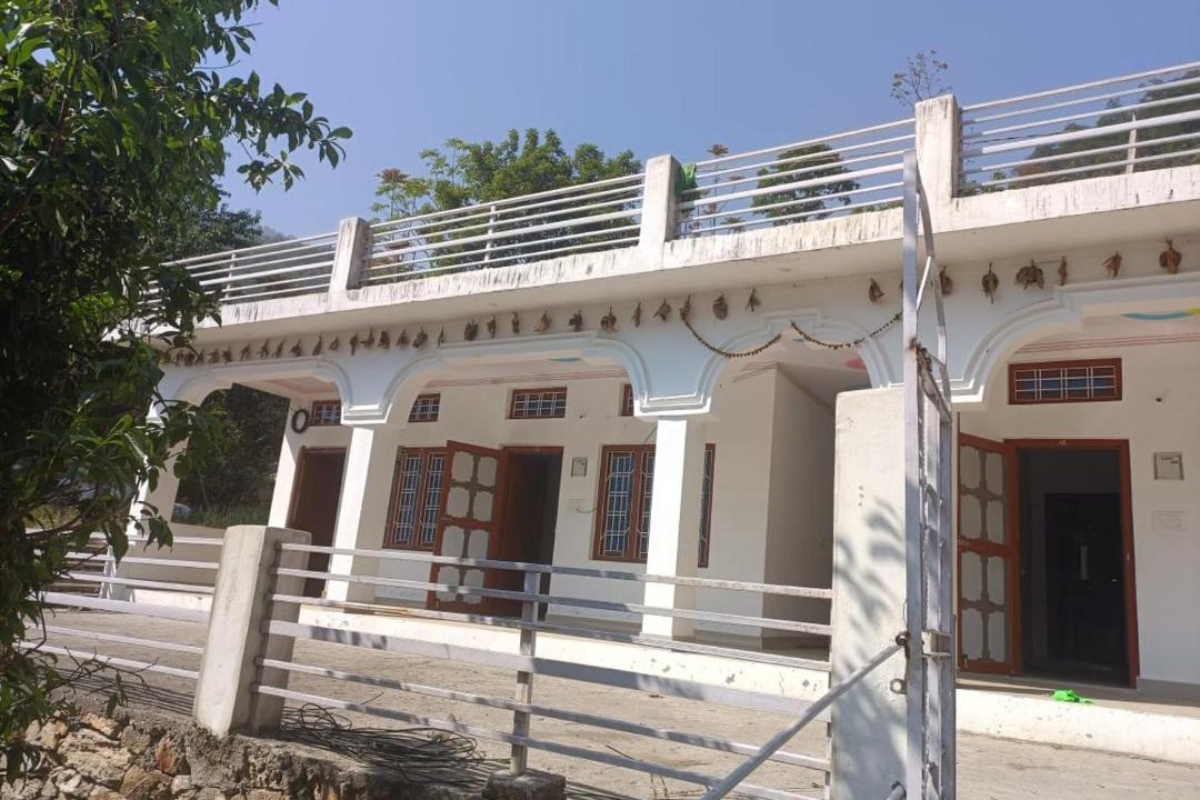 Photo of Buildings in Gaurikund