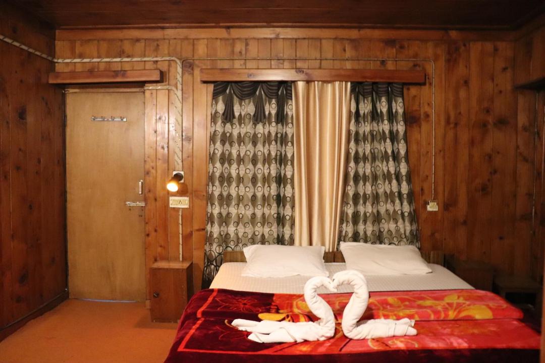 Photo of Bedroom in Manali