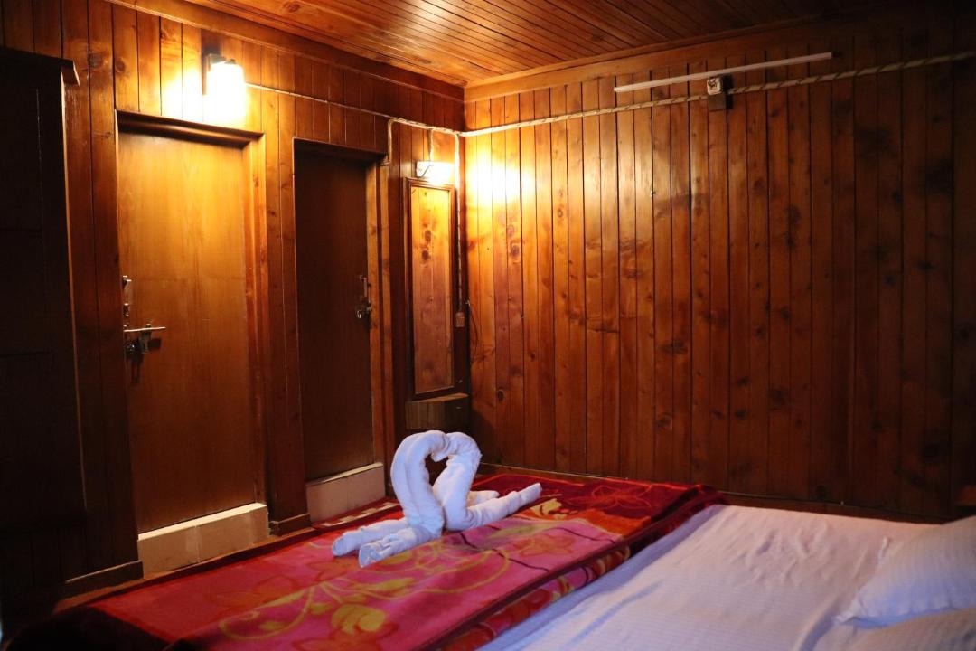 Photo of Bedroom in Manali