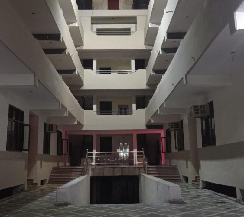 Photo of Buildings in Mayapur