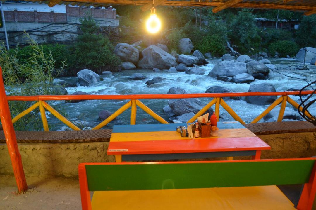 Photo of Others in Old Manali