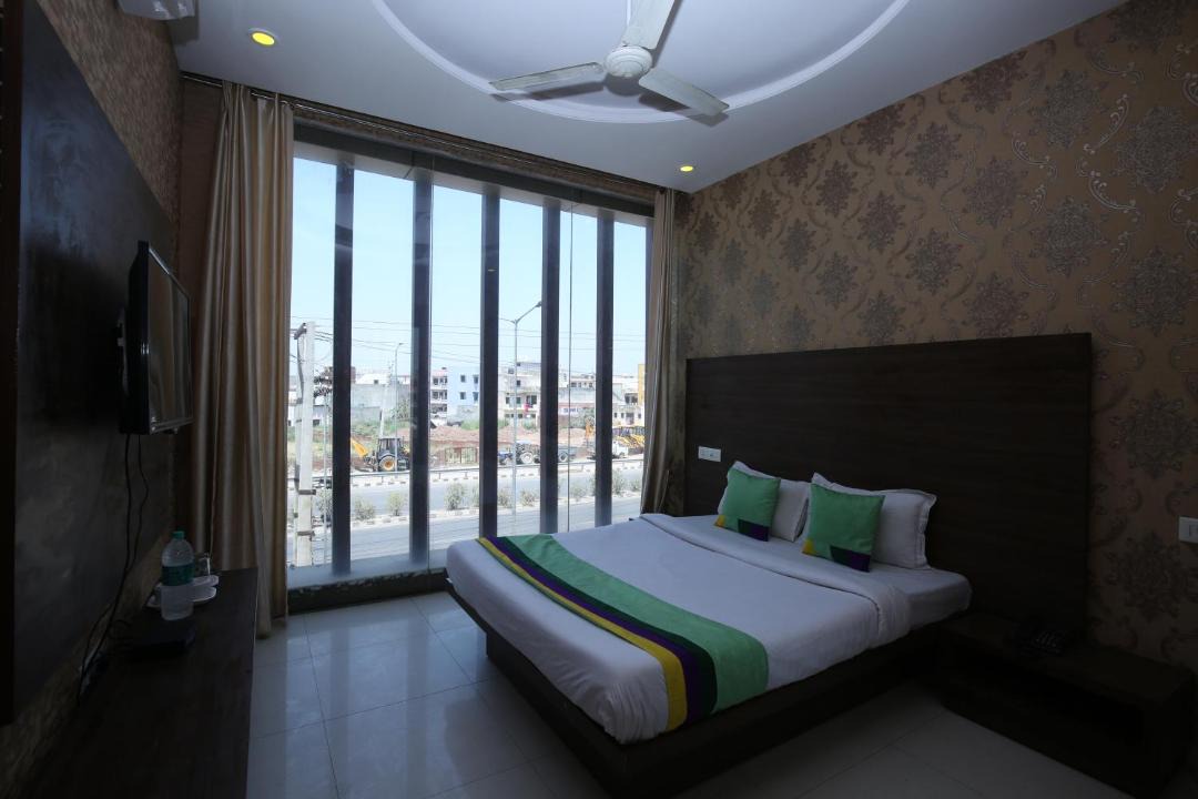 Photo of Bedroom in Zirakpur