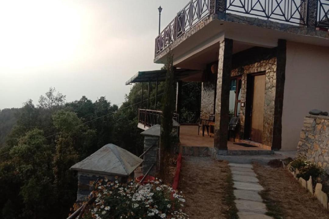 Photo of Buildings in Mukteshwar