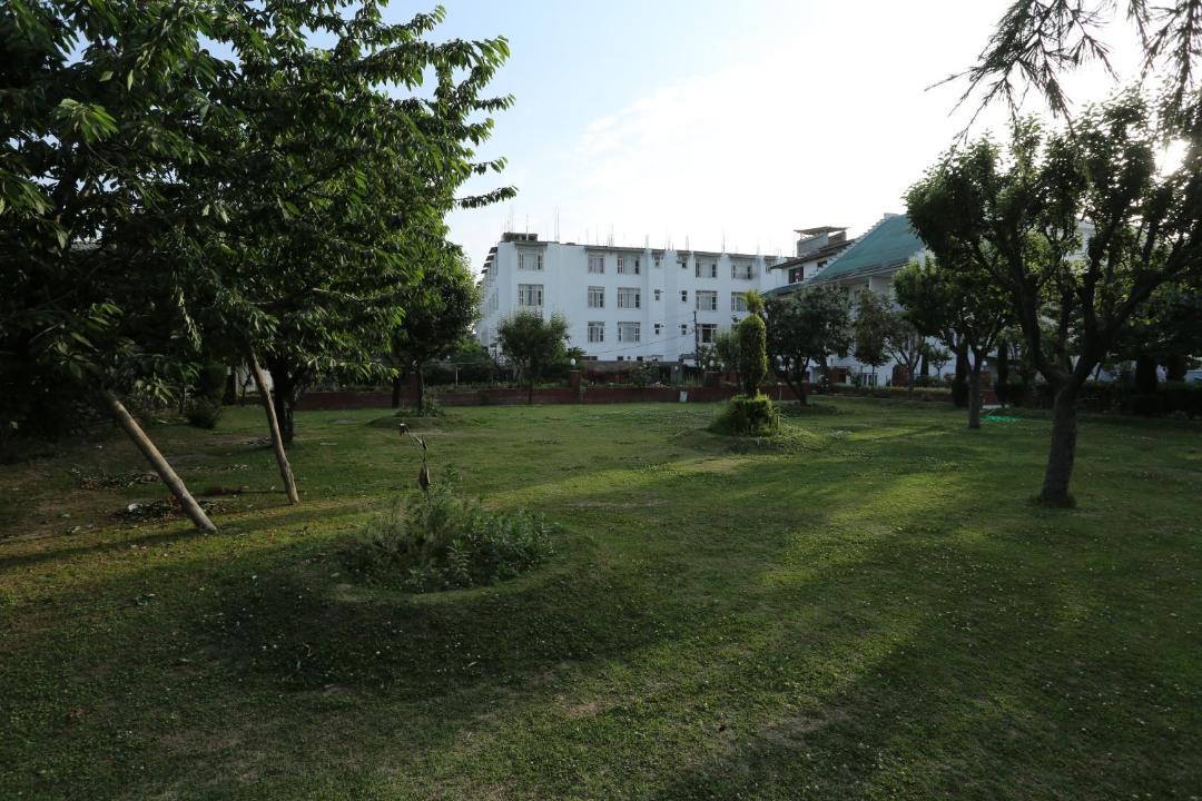 Photo of Others in Srinagar