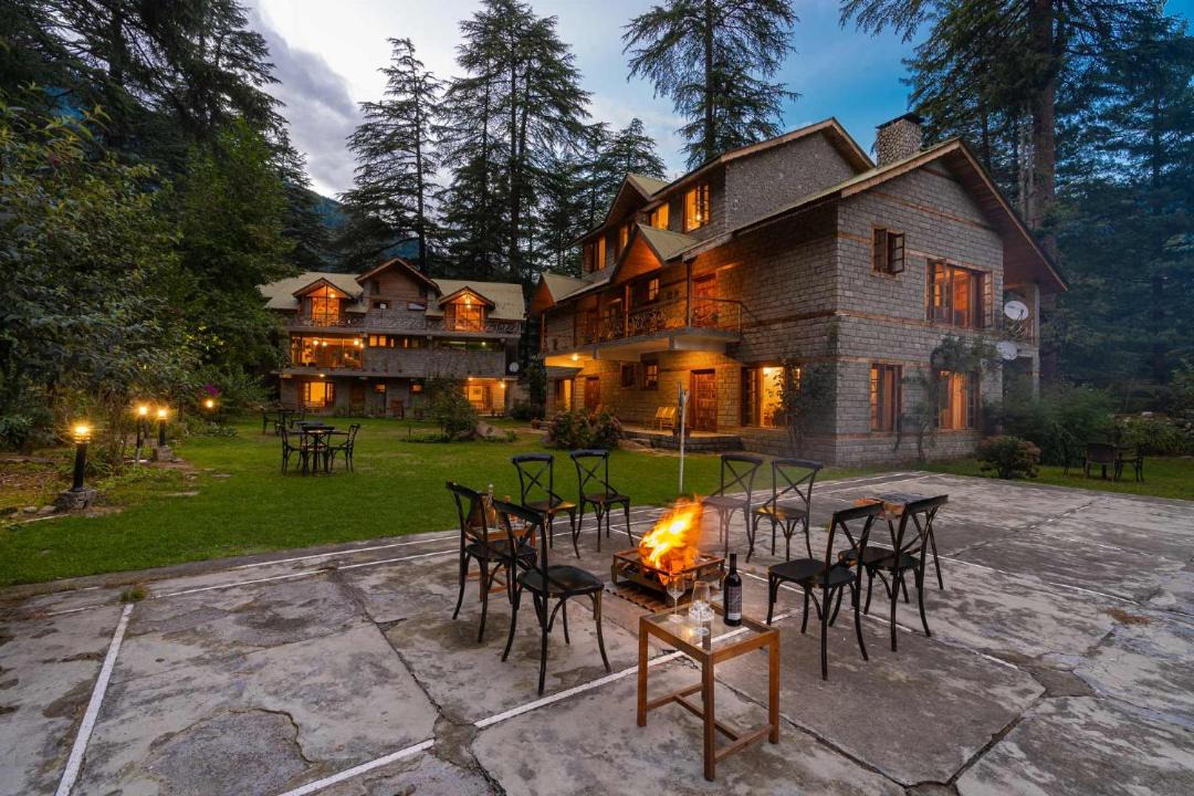 Photo of Others in Old Manali