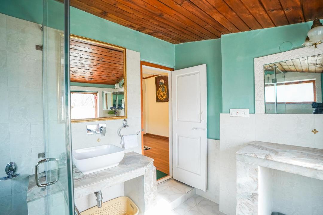 Photo of Bathroom in Raison