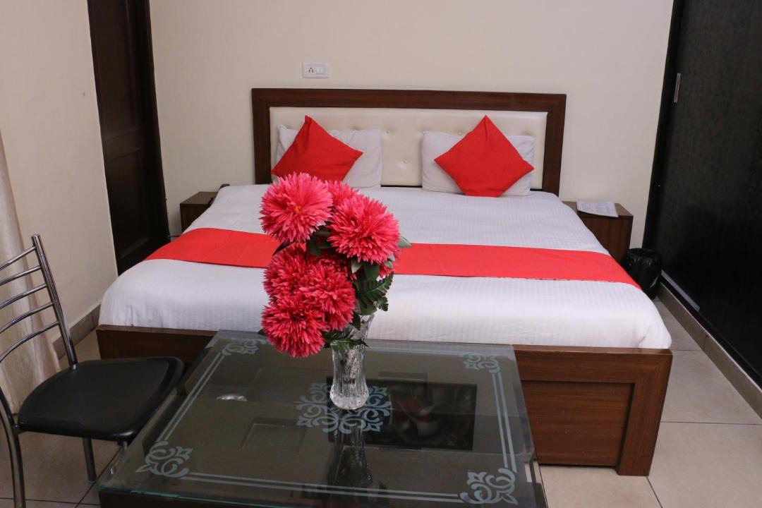 Photo of Bedroom in Zirakpur