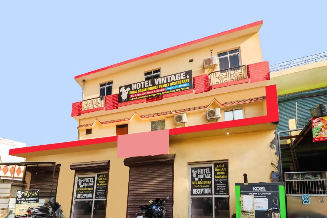 Photo of Buildings in Rishikesh