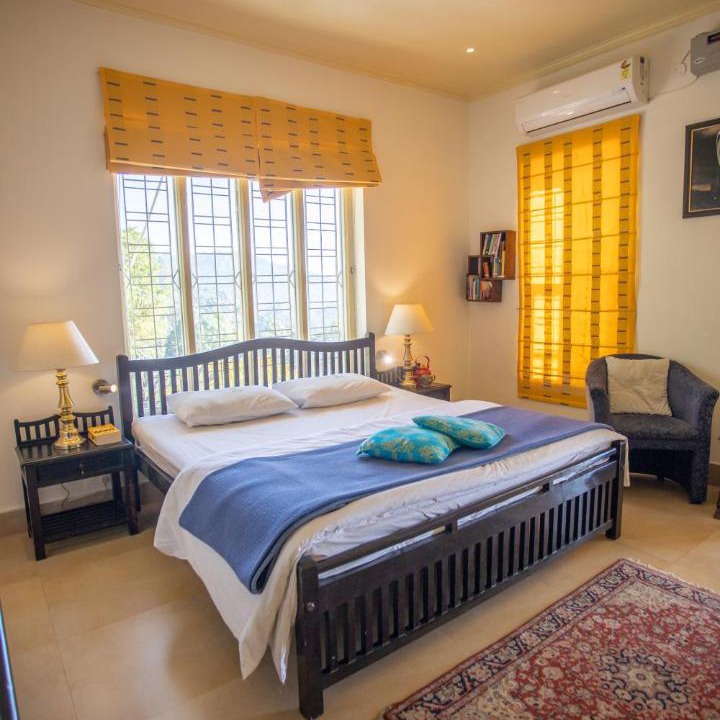 Photo of Bedroom in Lansdowne