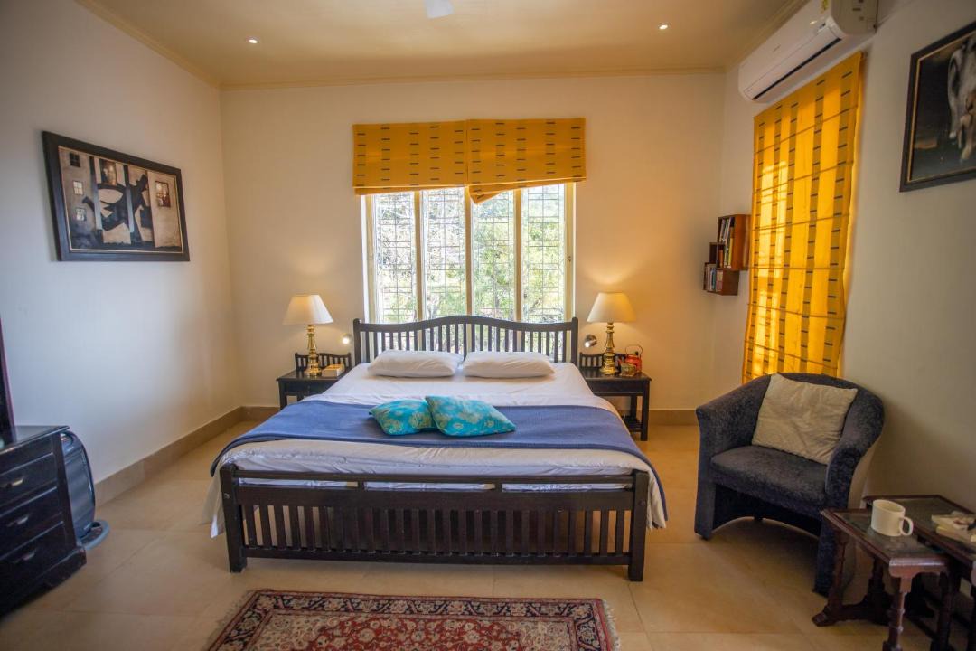 Photo of Bedroom in Lansdowne