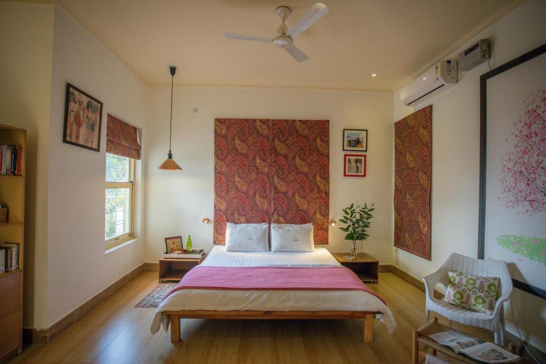 Photo of Bedroom in Lansdowne