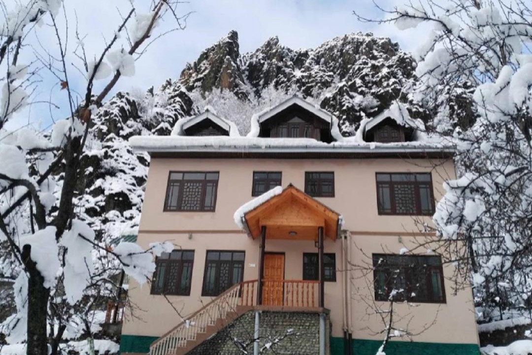 Photo of Others in Srinagar