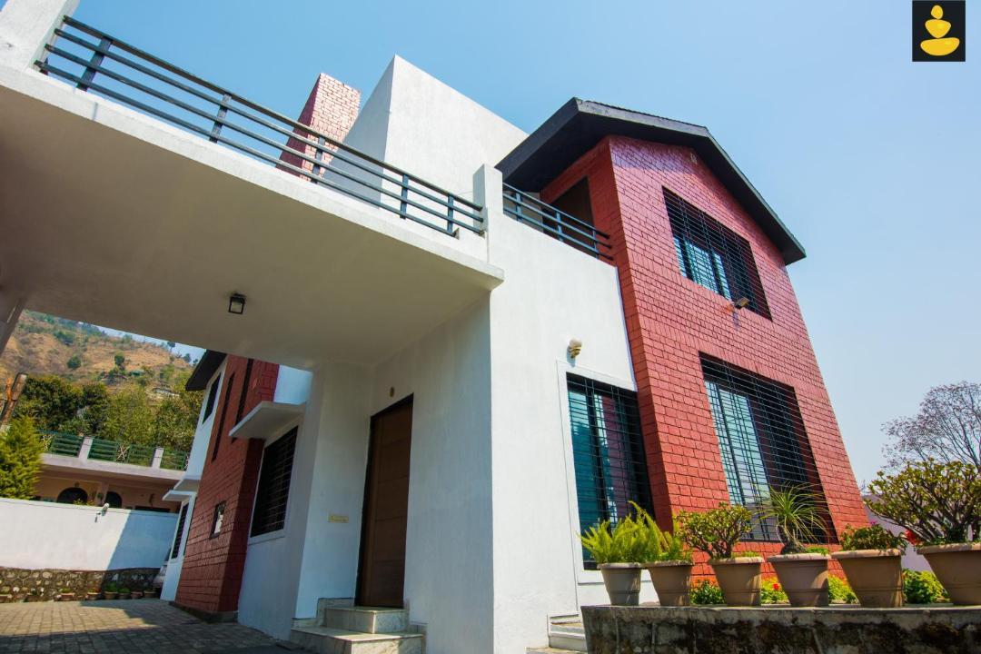 Photo of Buildings in Bhimtal