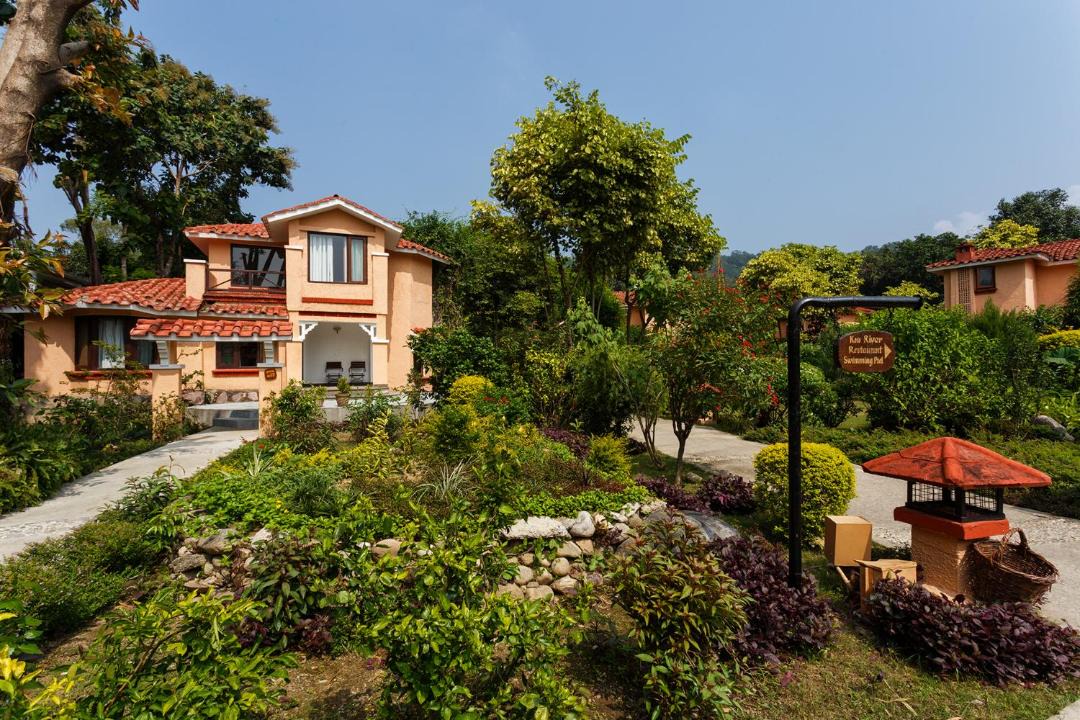 Photo of Others in Garjia
