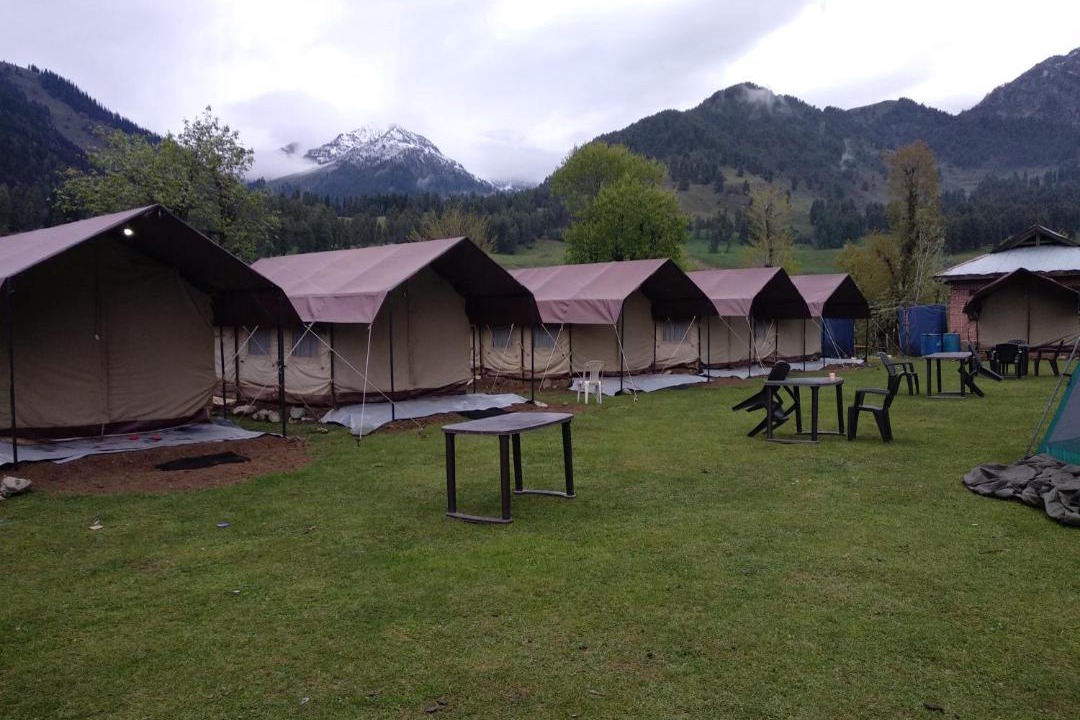 Photo of Buildings in Pahalgam