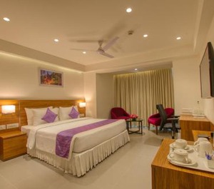 Lilac Hotel Block 