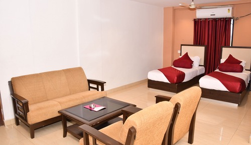 Executive Twin Bed Room