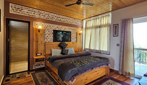 Maple Club Room