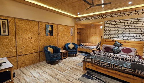 Pine Family Suite