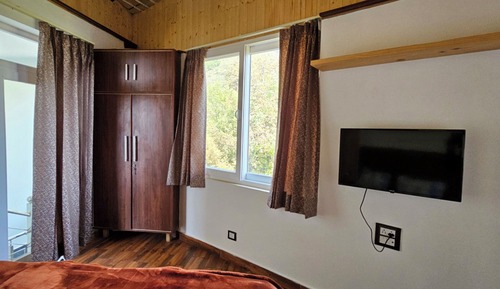 Juniper Deluxe Room