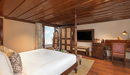 Premier Room