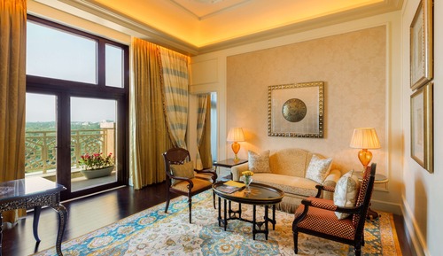 Luxury Suite, Balcony