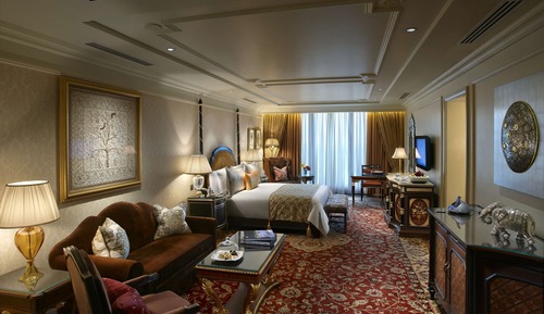Suite (Parlour)