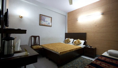 Standard Room (Non AC)