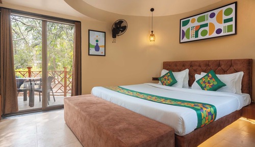 Economy Rooms with Forest View